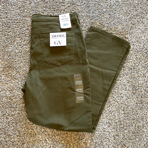 Gloria Vanderbilt Amanda Jeans - Picture 1 of 3